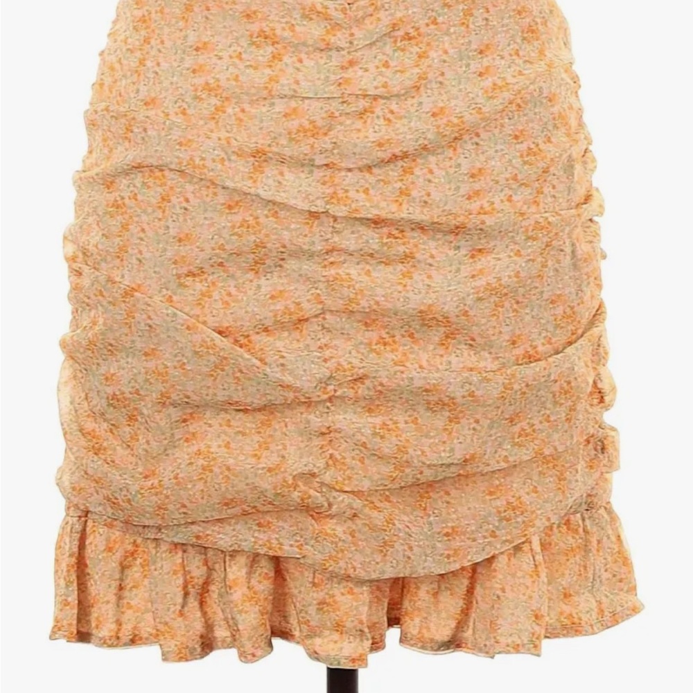 BRAND NEW Lulu's Floral Pencil Skirt in Peach